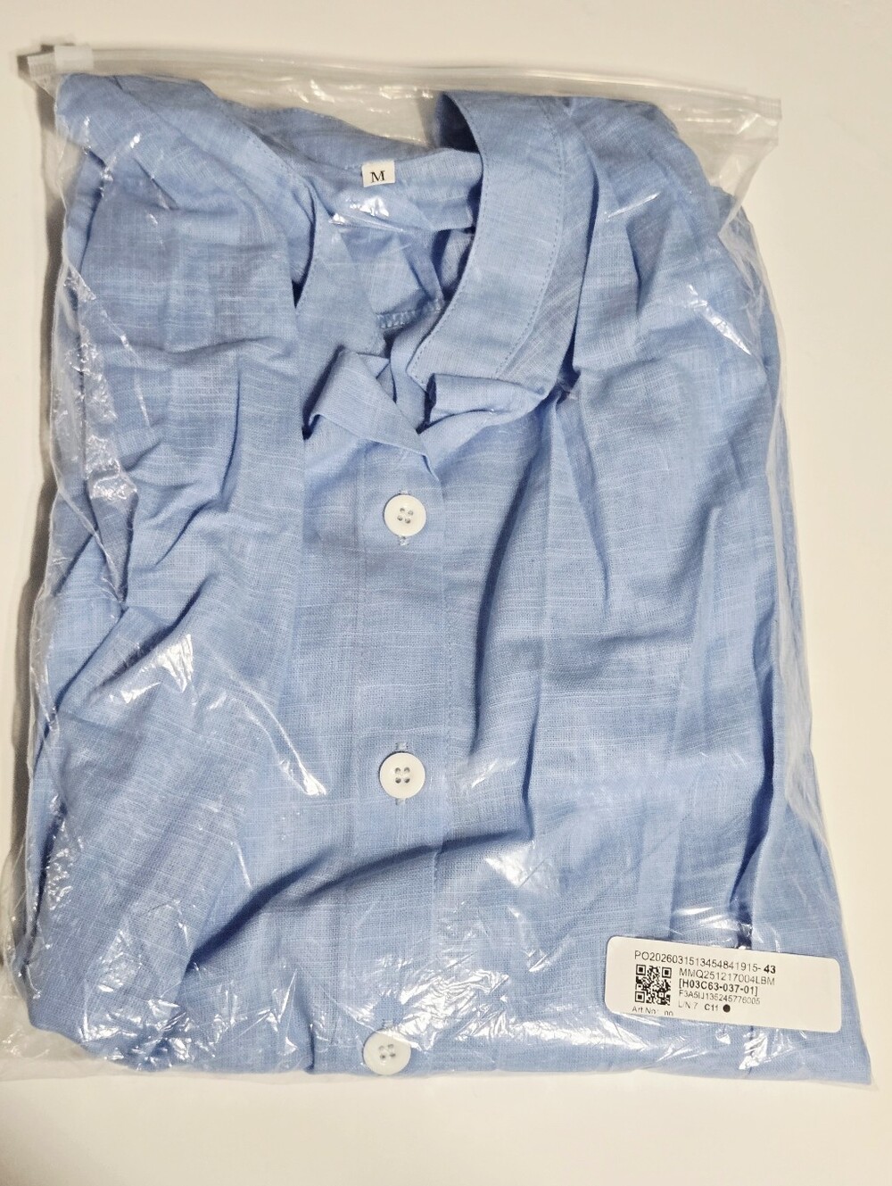 Women’s Light Blue Collarless Button Front Blouse Long Sleeve Size Medium - Picture 6 of 6